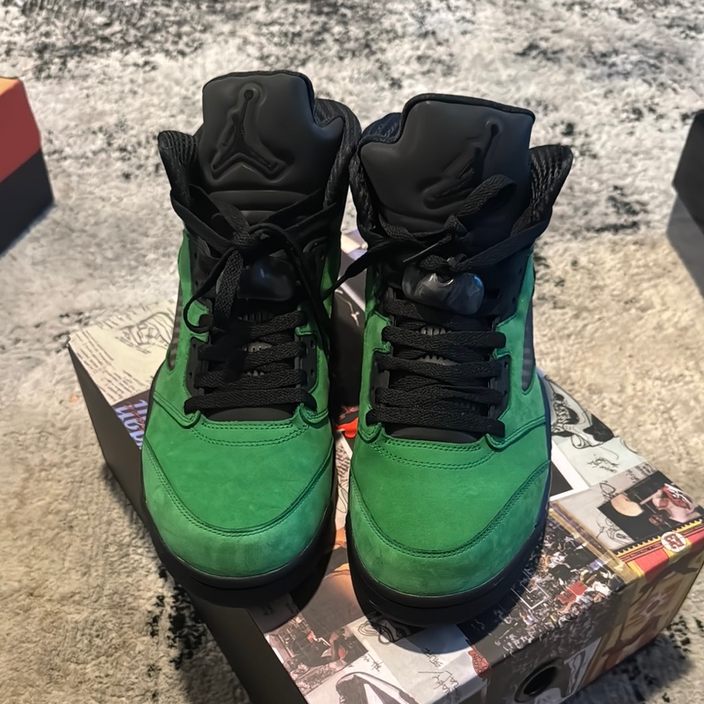 Air Jordan 5 Retro - Picture 3 of 6